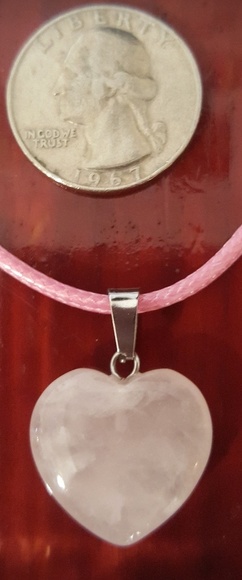 NWOT 17" cord with pink stone heart - Picture 2 of 4